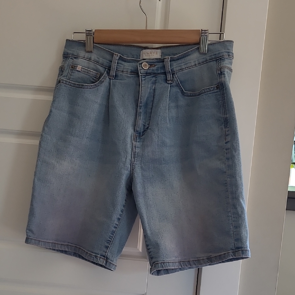 🟢Curve Appeal High Rise Stretch Mid Thigh Shorts. Size 8